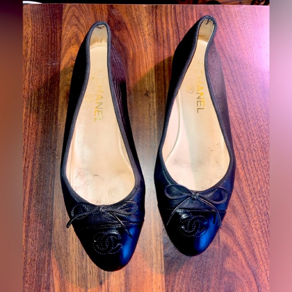 CHANEL Shoes - Black Chanel Ballet Flats